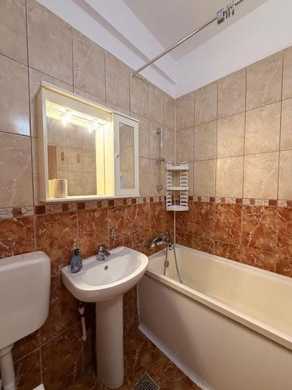 Apartament cu 2 camere decomandat în Bucureștii Noi