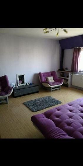 Apartament cu 3 camere decomandat, mobilat în Sebastian