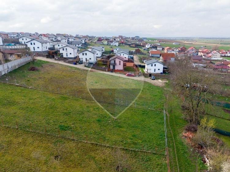 Teren Construcții intravilan de 814 mp, în Bod