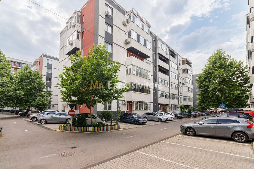 Apartament cu 3 camere decomandat, mobilat în Apărătorii Patriei