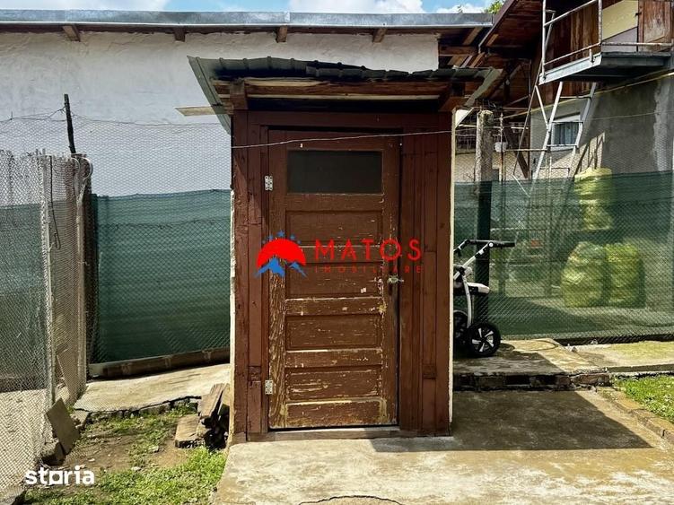 Casă cu 4 camere cu Teren 1387 Mp în Cornu