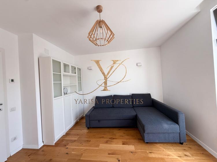 Apartament cu 3 camere semidecomandat în Sisești