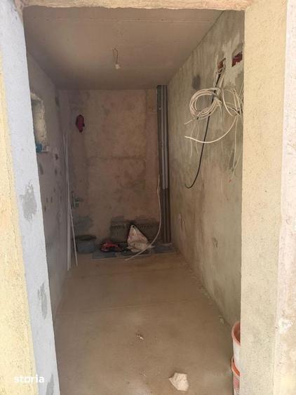 Casă cu 4 camere cu Teren 1400 Mp în Târgșoru Vechi