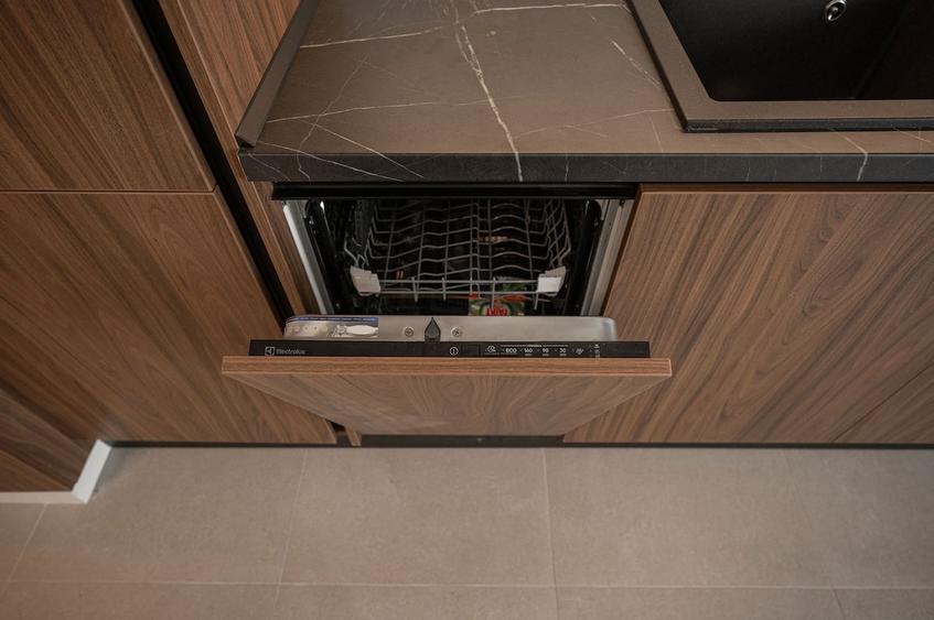 Apartament cu 2 camere decomandat în Mamaia-Sat