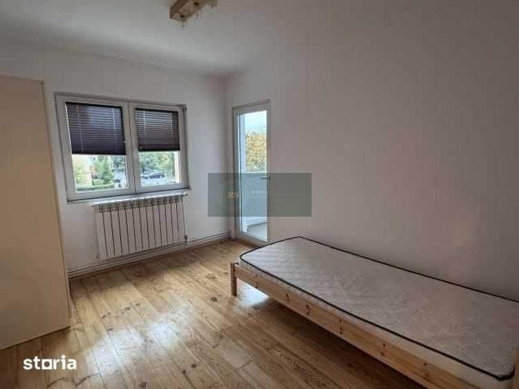Apartament cu 4 camere decomandat în Astra