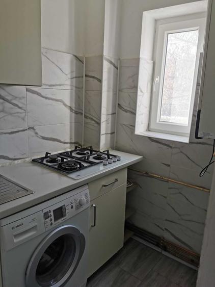 Garsonieră decomandată în Galata