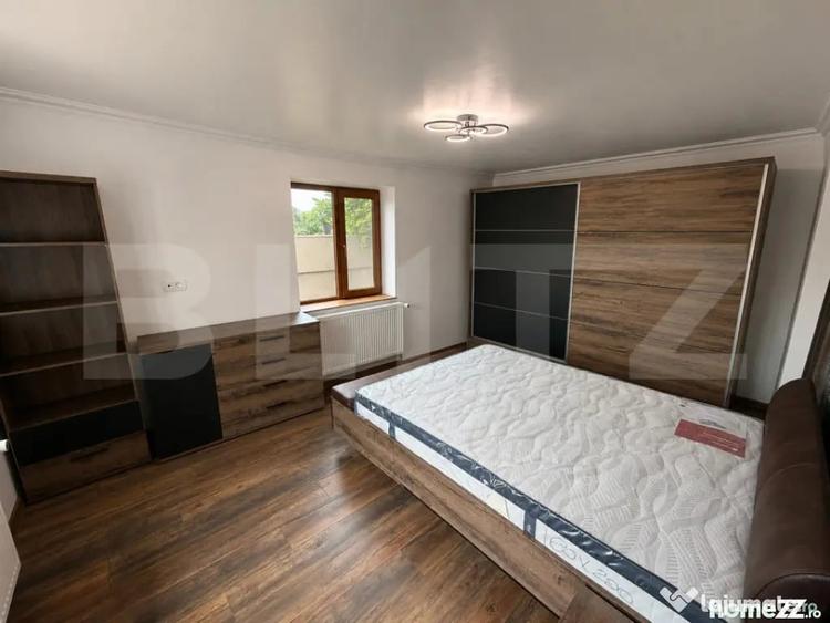 Casa pe parter+casa de oaspeti, 3000 mp teren, zona Cotofeni - 12