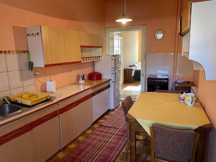 Apartament cu 2 camere semidecomandat în Ultracentral