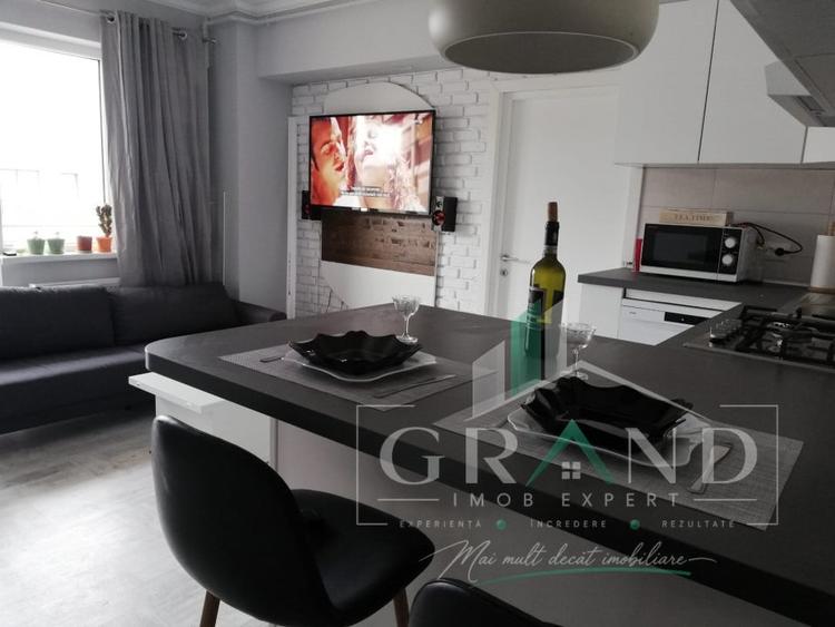 Apartament cu 2 camere semidecomandat, mobilat în Iris