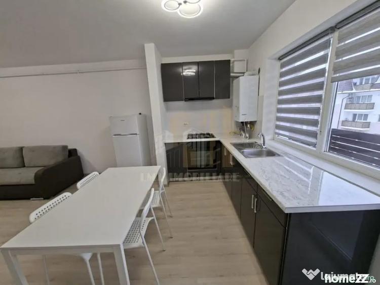 Apartament cu 2 camere semidecomandat în Sânpetru