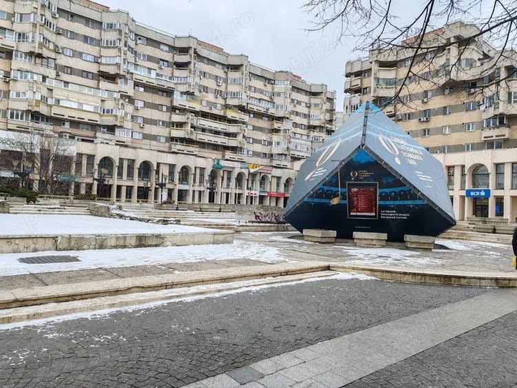 Apartament cu 4 camere decomandat în Copou