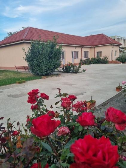 Casă cu 4 camere în Mihai Viteazu