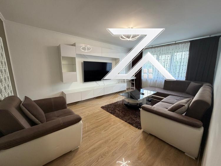 Apartament cu 3 camere decomandat, mobilat în Rovine