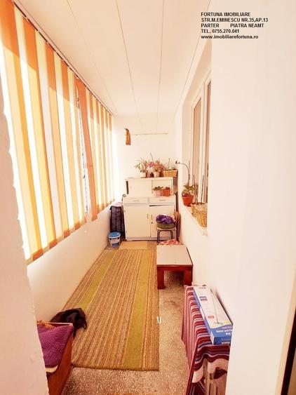Apartament cu 3 camere semidecomandat în Mărăței