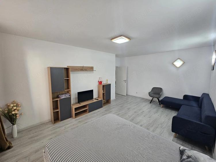 Apartament cu 2 camere decomandat în Pietroasa