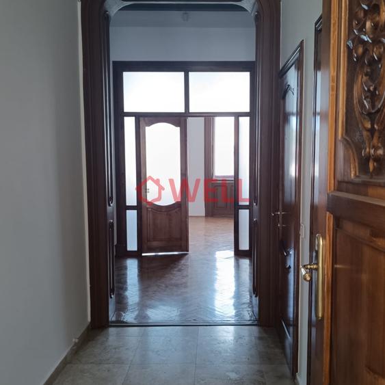 Apartament cu 2 camere decomandat în Ultracentral