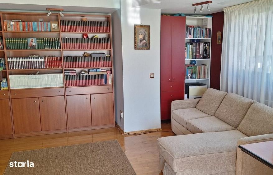 Apartament cu 4 camere în Central