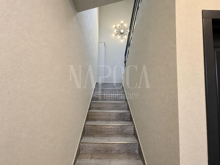 Casă individuală cu 4 camere cu Canalizare în Central