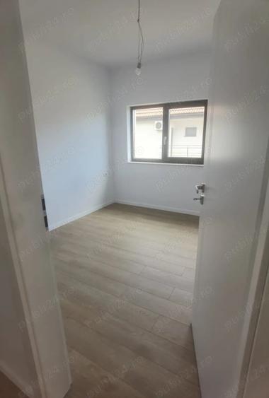 Casă cu 3 camere în Giroc