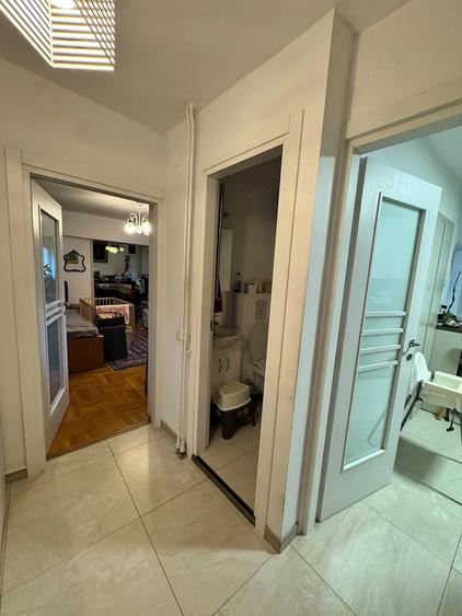 Apartament cu 3 camere decomandat în Unirii