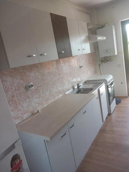 Persoana Fizica dau in chirie apartament 2 camere ,45 mp etaj 3 din 4 Floresti - 4