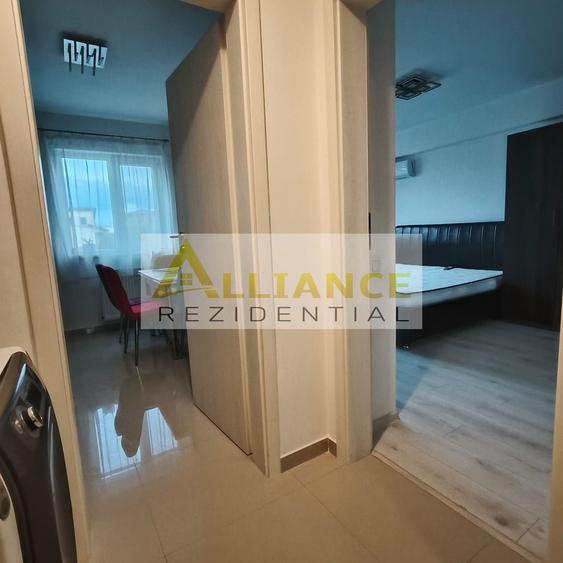 Apartament cu 2 camere decomandat, mobilat în Sud