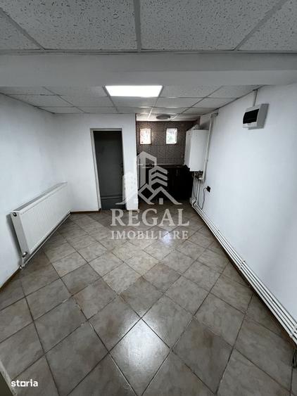 Spațiu comercial, de 110 mp, în Central