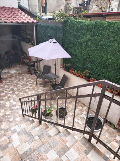 Apartament cu 2 camere decomandat în Peninsula