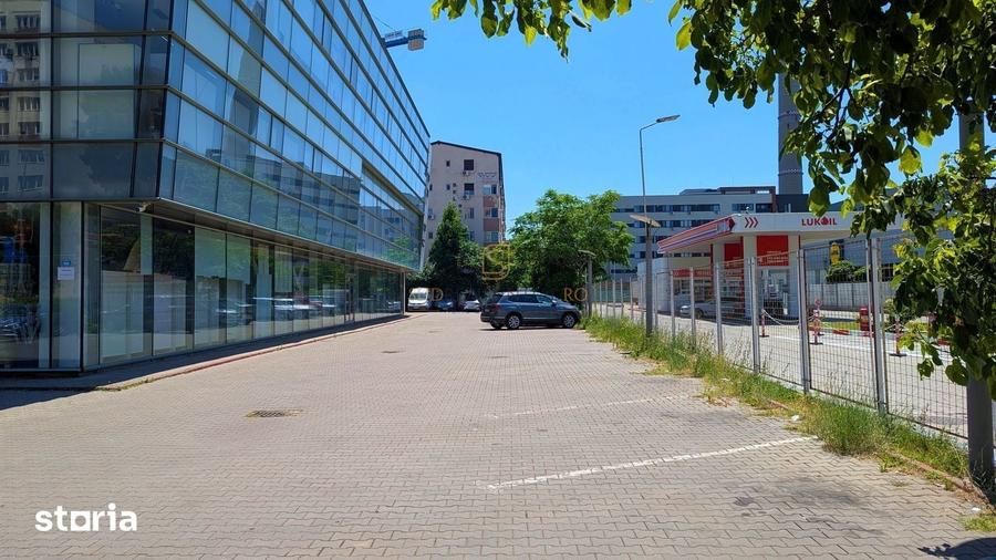 Spațiu comercial, de 2,200 mp, în Berceni
