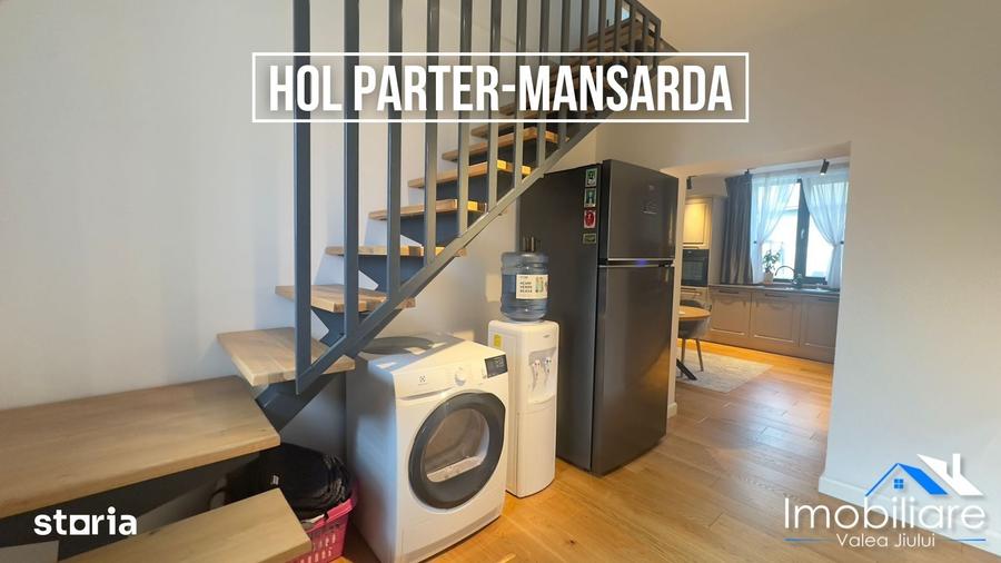 Casă cu 3 camere cu Teren 500 Mp în Petros
