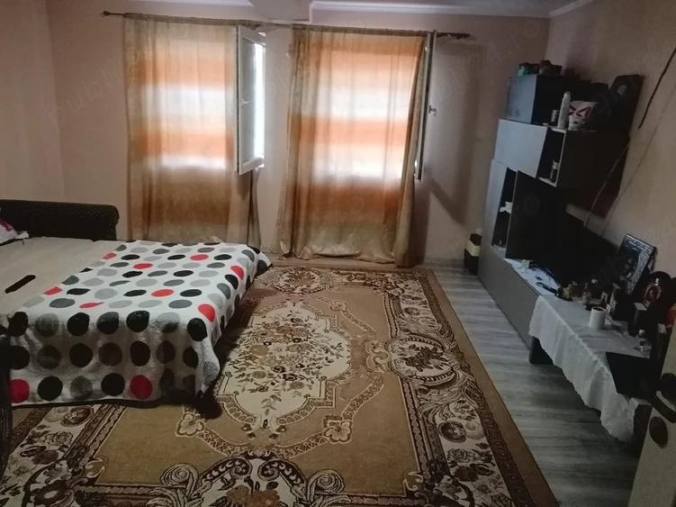 proprietar vand casa - 5