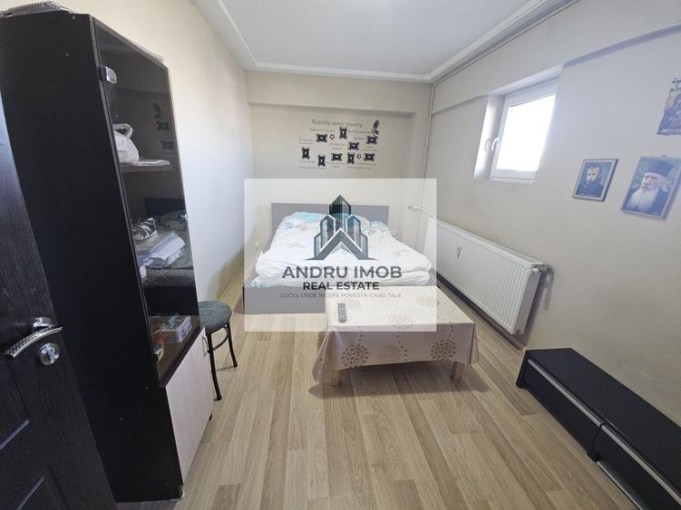 Apartament cu 3 camere decomandat în Dristor