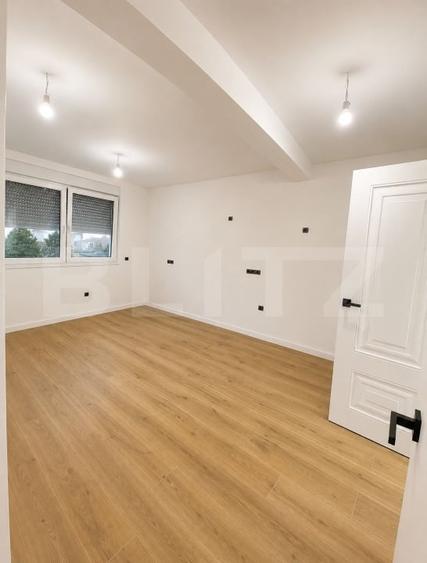Duplex cu 4 camere cu Canalizare în Unirea