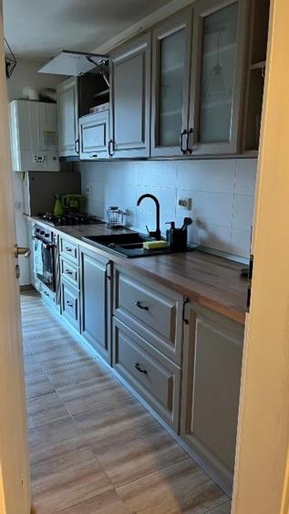 Apartament 2 camere, Decomandat, 60mp, Centrala Proprie, AC, Parcare - 1