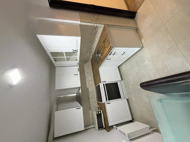 Apartament cu 3 camere decomandat în Iosia