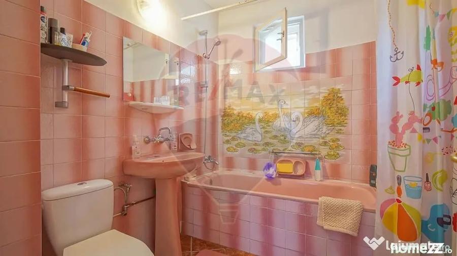 Casă cu 5 camere cu Teren 145 Mp în Dârste