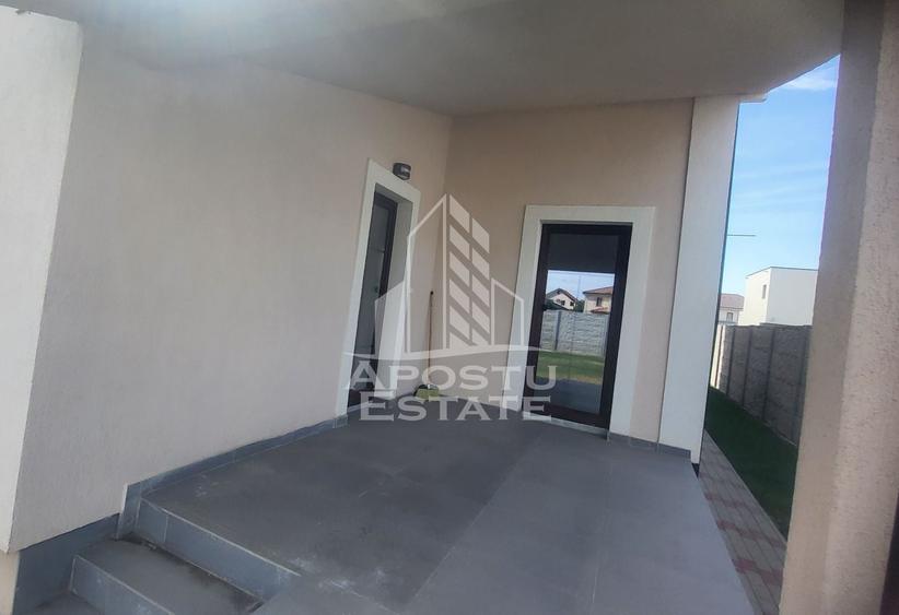 Duplex cu 4 camere cu Canalizare în Dumbrăvița
