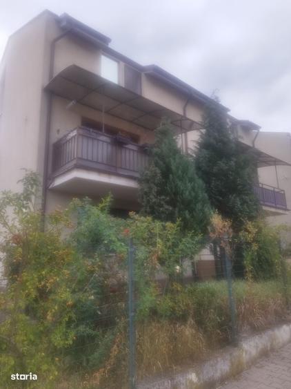 Apartament cu 3 camere în Câmpului