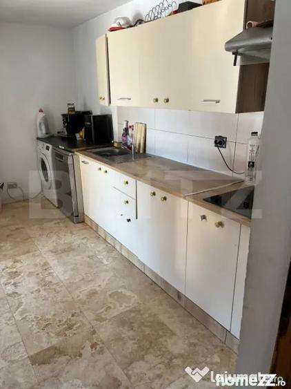 Casă cu 4 camere cu Teren 980 Mp în Valea