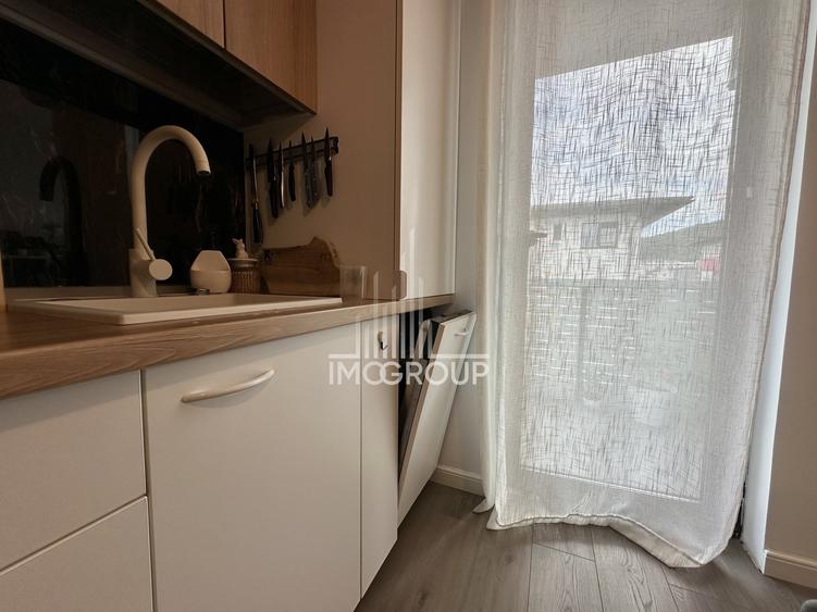 Apartament cu 2 camere semidecomandat în Florești