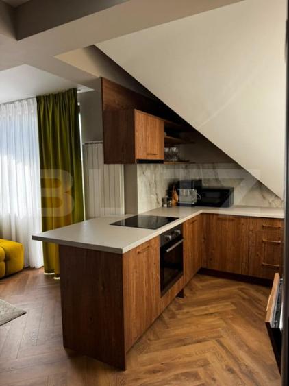 Apartament cu 4 camere decomandat în Central