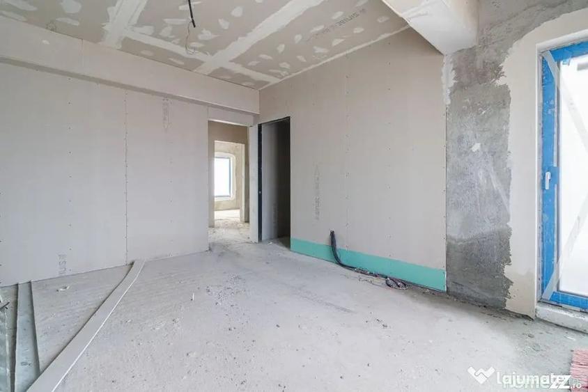Casă cu 4 camere cu Teren 409 Mp în Corbeanca