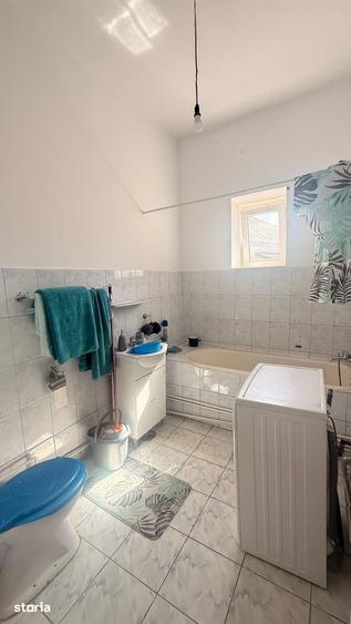 Apartament cu 3 camere în Valea Roșie