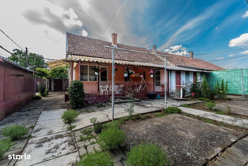 Casă cu 3 camere în Central