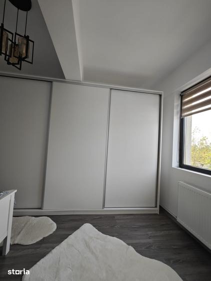 Apartament cu 2 camere decomandat în Apărătorii Patriei