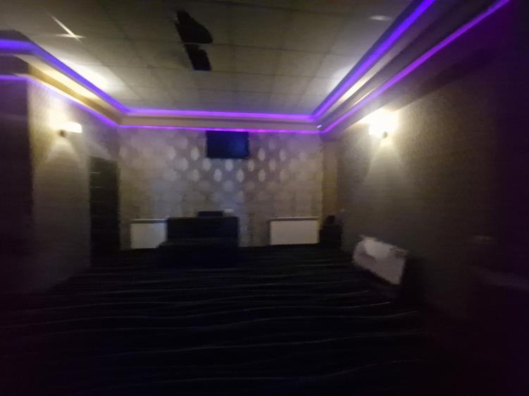Spațiu comercial, de 250 mp, în Sud
