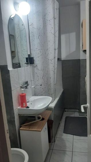 Garsonieră în Decebal