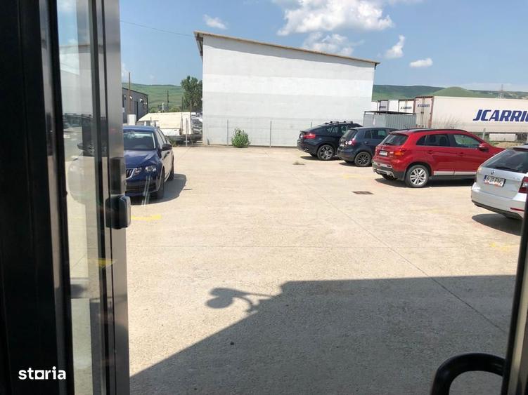 Spațiu comercial, de 600 mp, în Florești