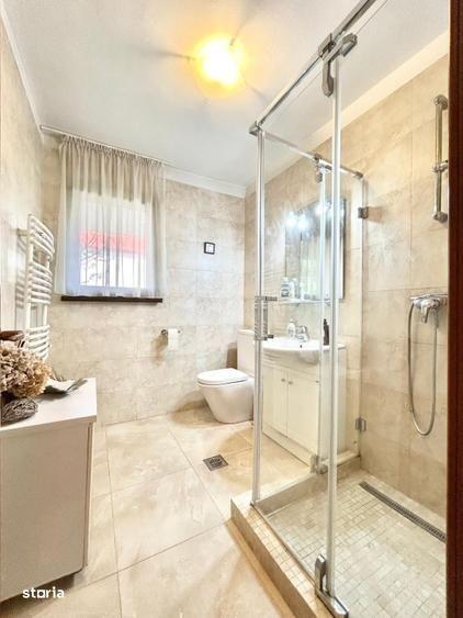 Casă cu 4 camere în Odăile