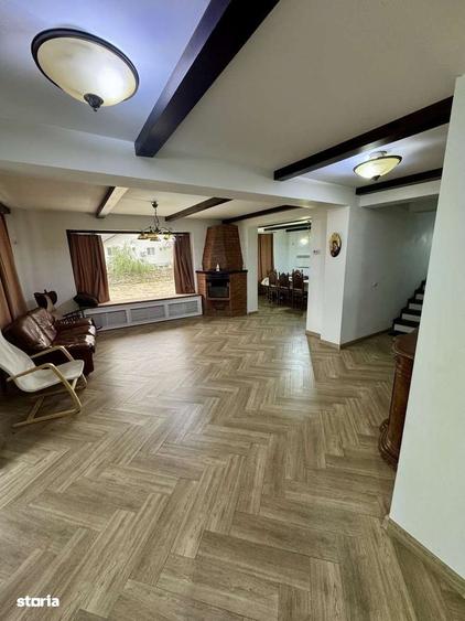 Casă cu 4 camere în Sărata